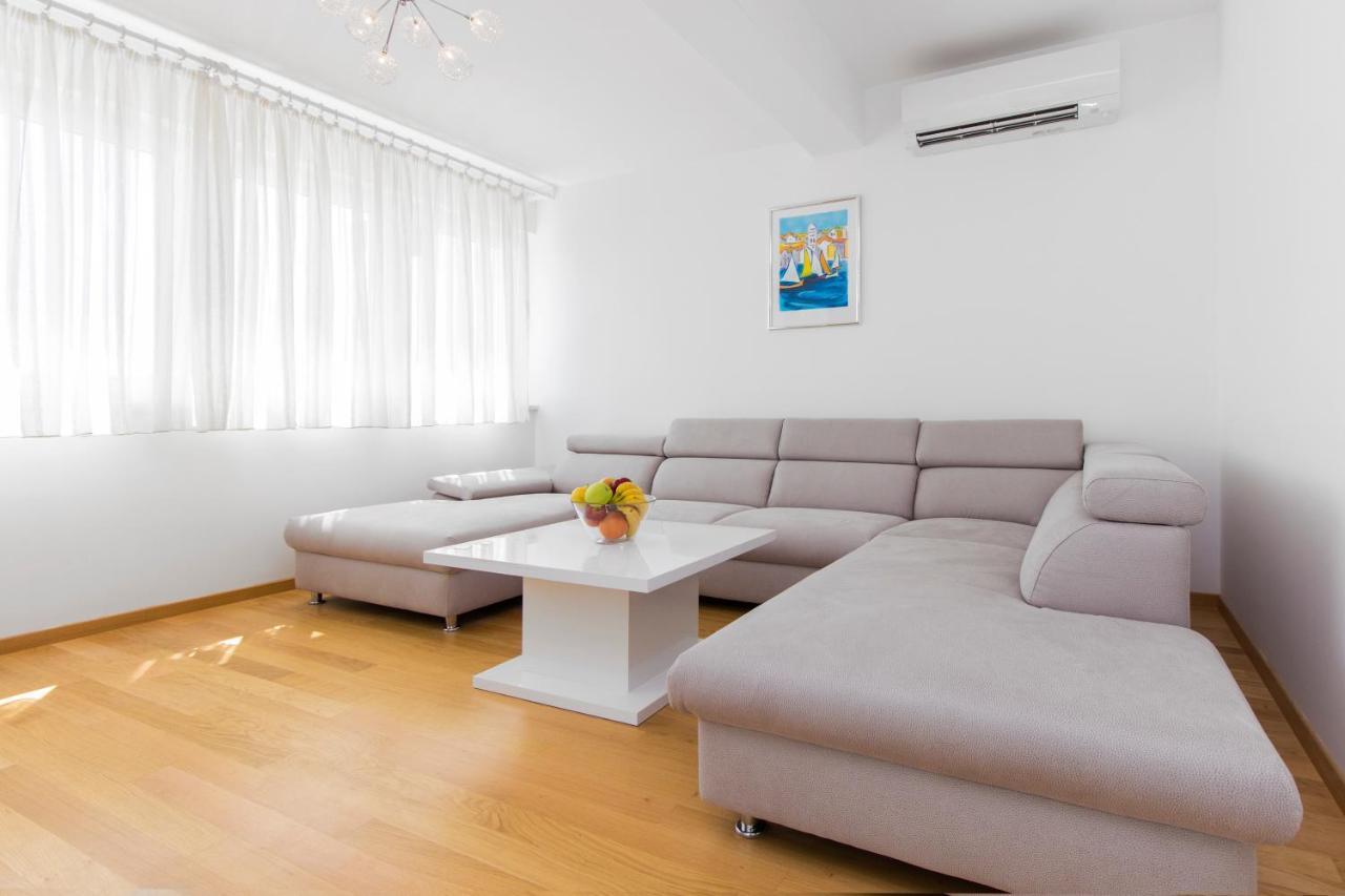 Apartment Royal II Vodice Eksteriør billede