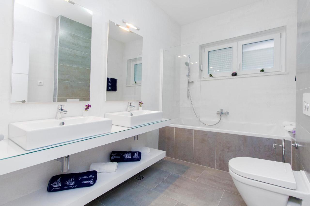 Apartment Royal II Vodice Eksteriør billede